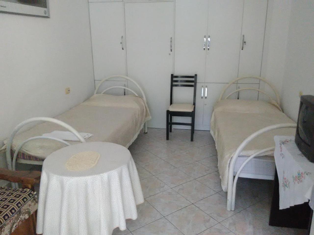 Camping Late Gjirokastër Eksteriør bilde