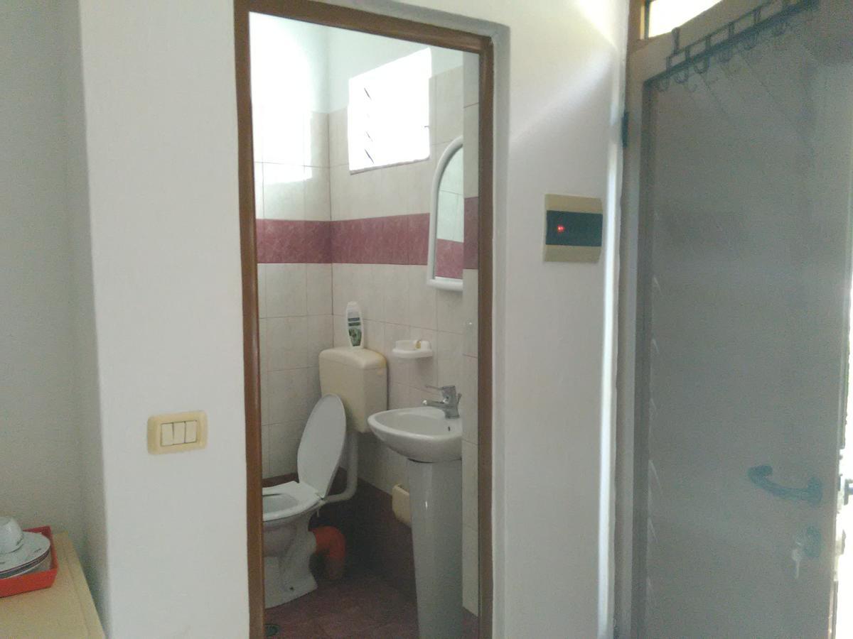 Camping Late Gjirokastër Eksteriør bilde